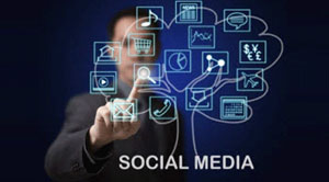 Social Media for the Corporate Leaders: Connecting with the Global Audiences Social Media for the Corporate Leaders: Connecting with the Global Audiences